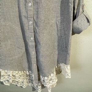 Umgee Striped Button Down Shirt Small Lace Hem Roll Tab Sleeve Casual Top Womans